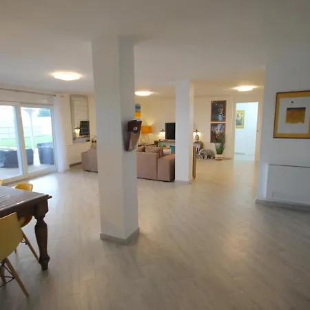 Villa Fronte Di Mare *
