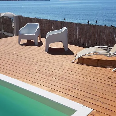 Vila Fronte Di Mare *